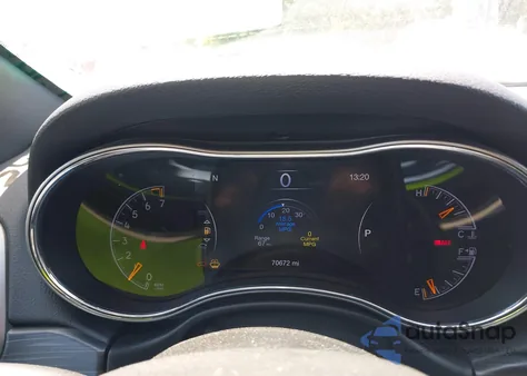 2019 Jeep Grand Cherokee Altitude 4X2 из США, поврежденный, VIN 1C4RJEAG8KC673472